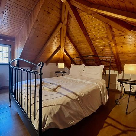 2 Bedroom, 2 Bathroom Apartment - Travessa Da Madalena Лиссабон Экстерьер фото